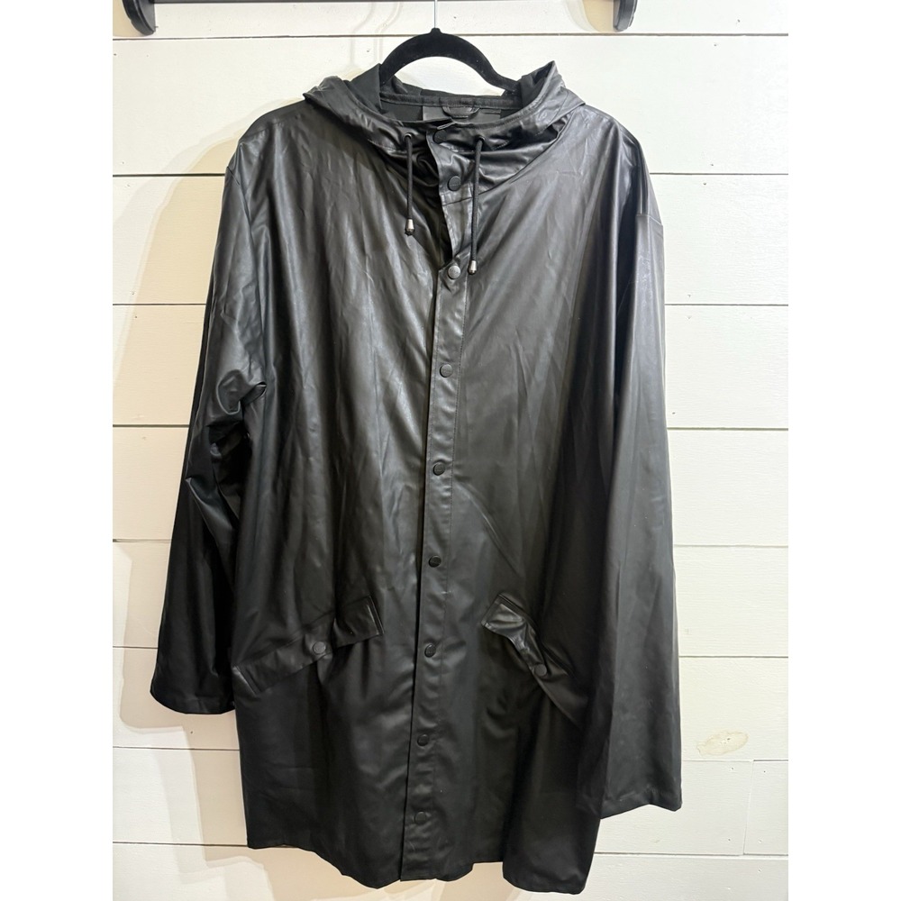 RAINS Long Sleeve Black Hooded Rain Jacket Size Unisex Medium/Large Pre-Owned